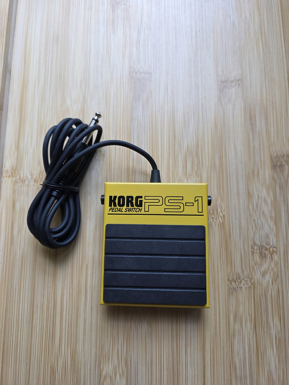Korg PS-1 Single Momentary Footswitch Pedal Switch - Mint condition